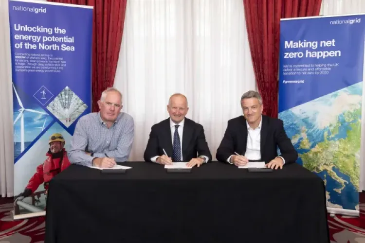 Balfour Beatty signing the HVDC framework agreement