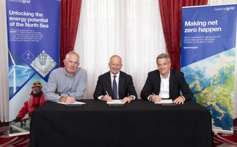 Balfour Beatty signing the HVDC framework agreement